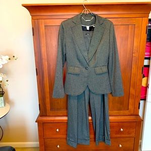 White House Black Market Pantsuit. Like new!